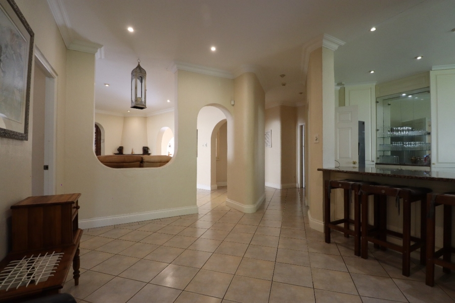 4 Bedroom Property for Sale in Summerstrand Eastern Cape